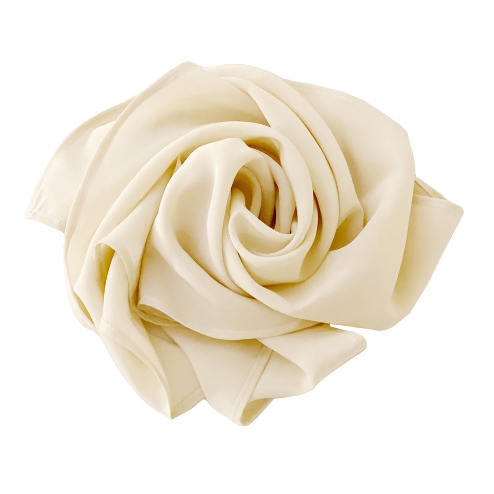 NWT SILKLETTE Crème de la Crème  100% Fine Silk Kerchief Scarf CREME